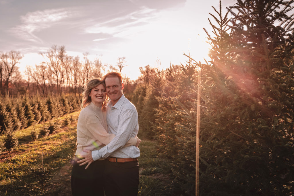 Allare Family Christmas Tree Farm Mini Session Cincinnati, Ohio