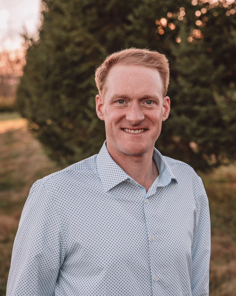Allare Family Christmas Tree Farm Mini Session Cincinnati, Ohio